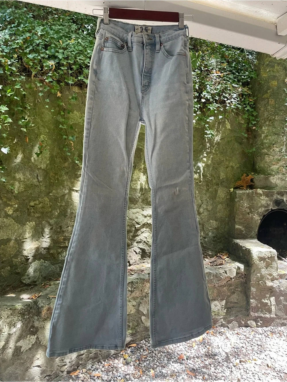 We the Free Robyn High-Rise CRVY Flare Jeans Size 25
